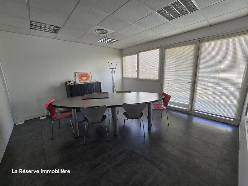 Bureau - 162 m²