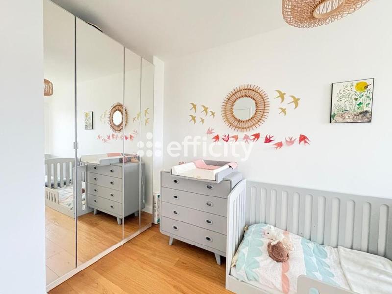 Appartement - 87 m² - 4 pièces