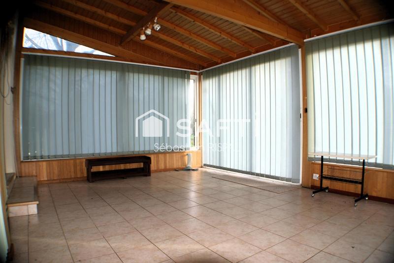 Maison - 214 m² - 7 pièces