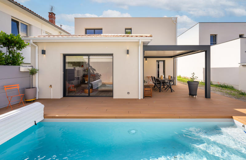 Terrain constructible - 745 m²