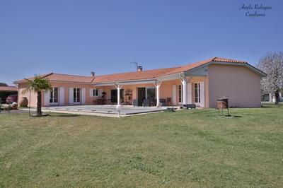 Maison - 165 m² - 6 pièces