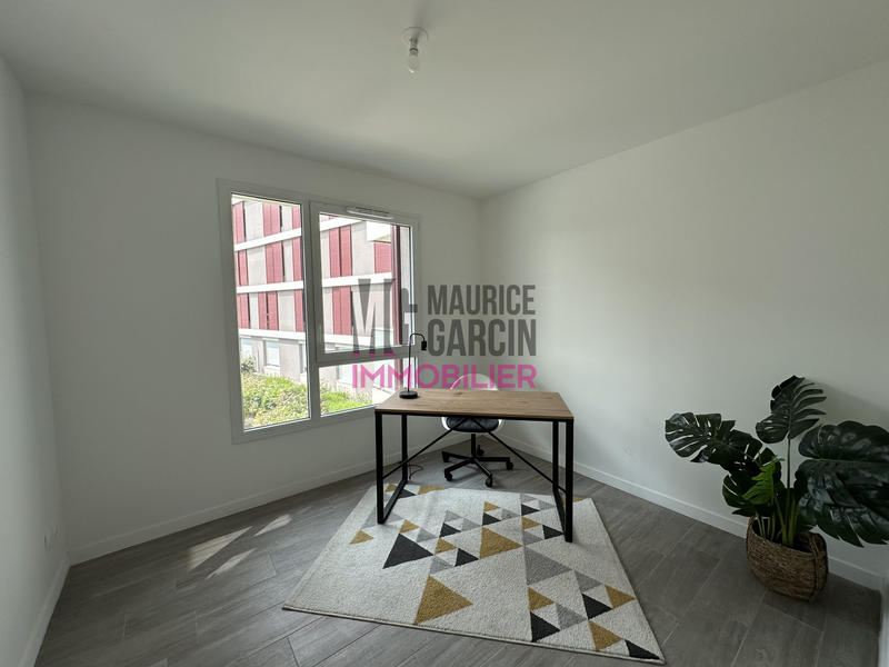 Appartement - 85 m² - 4 pièces