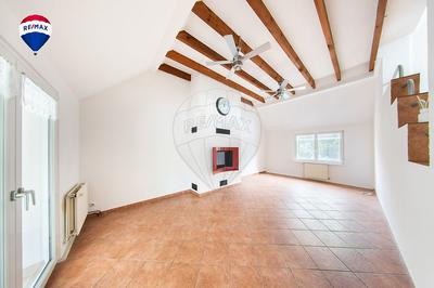 Maison - 137 m² - 5 pièces