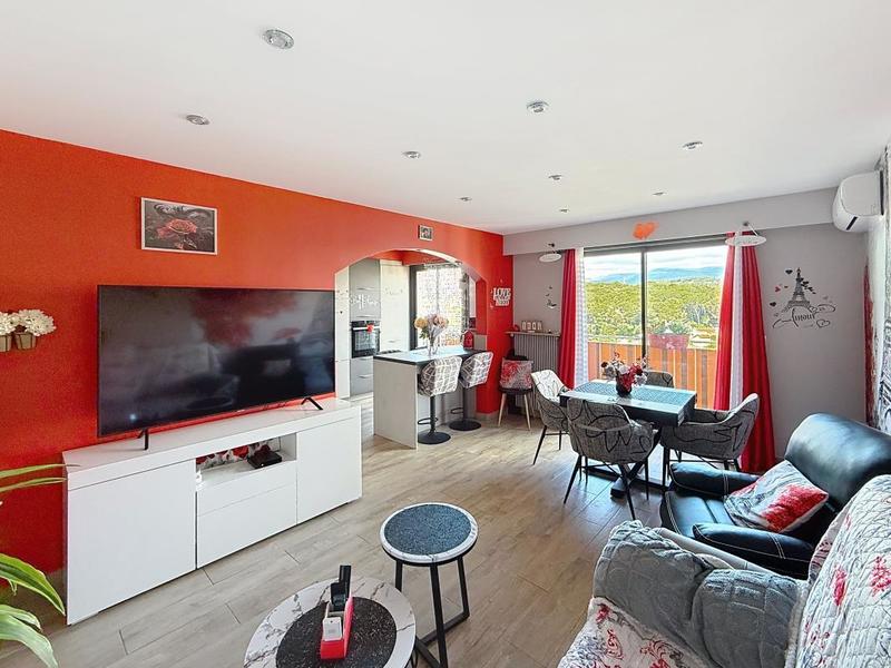 Appartement - 80 m² - 4 pièces