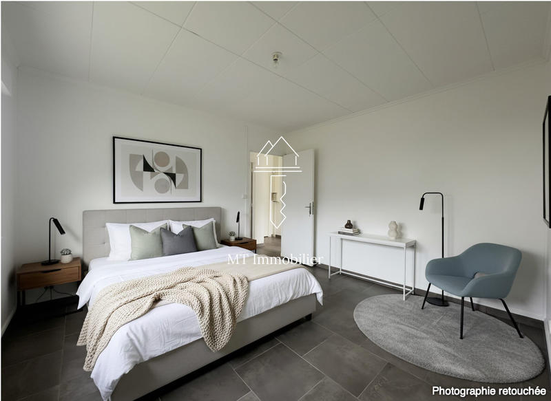 Maison - 94 m² - 5 pièces