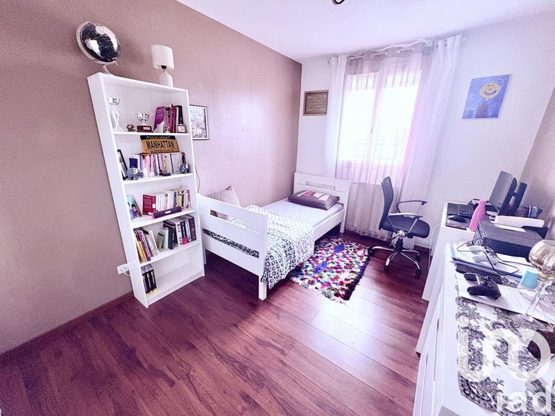 Maison - 98 m² - 5 pièces