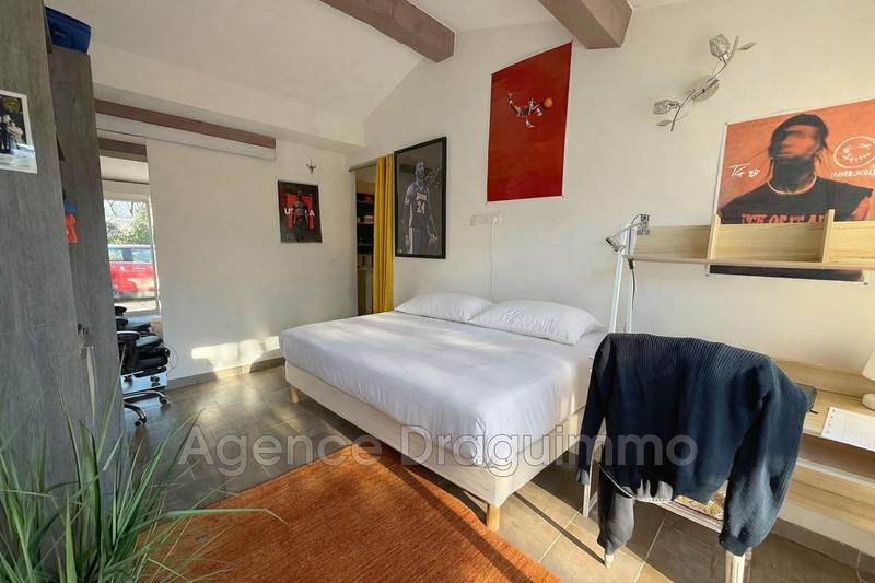 Villa - 141 m² - 5 pièces