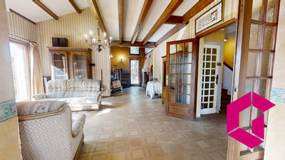 Maison - 143 m² - 7 pièces