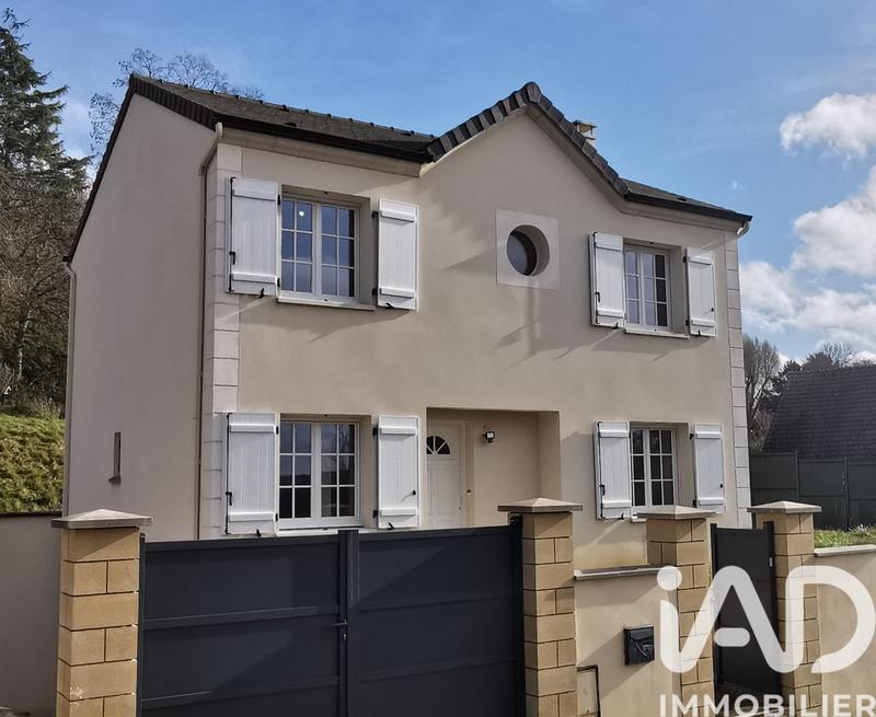 Maison - 121 m² - 5 pièces