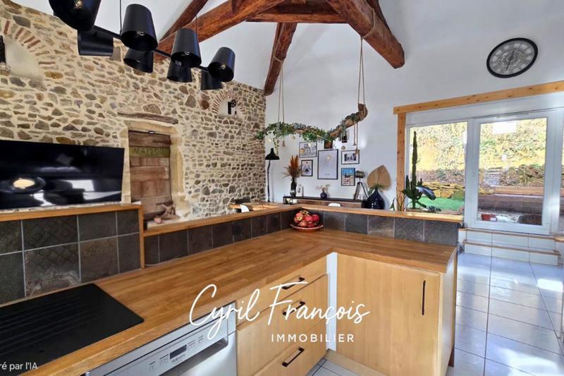 Maison ancienne - 146 m² - 6 pièces