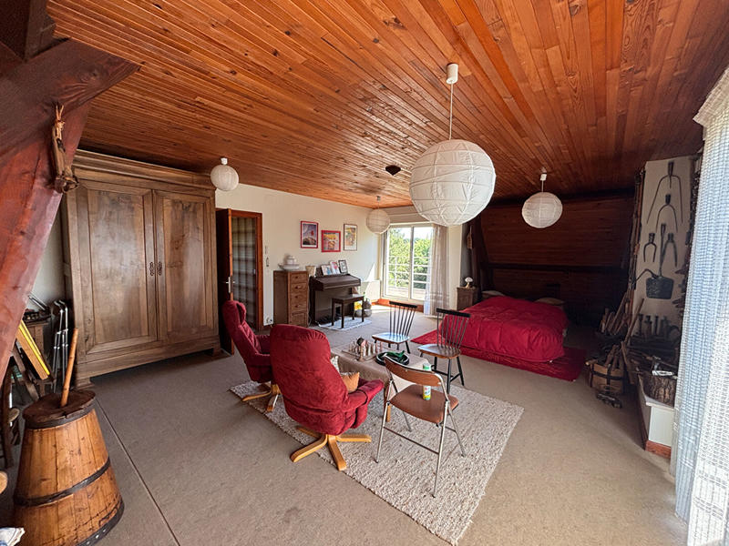 Maison - 190 m² - 7 pièces