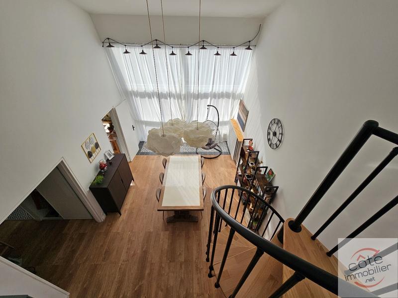 Appartement - 135 m² - 5 pièces