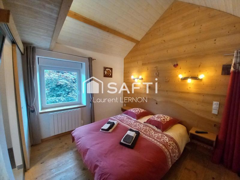 Maison - 396 m² - 14 pièces