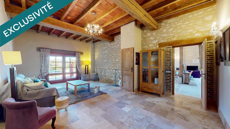 Maison - 340 m² - 7 pièces