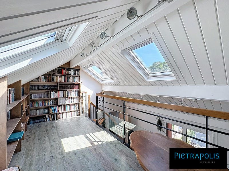 Maison ancienne - 205 m² - 6 pièces