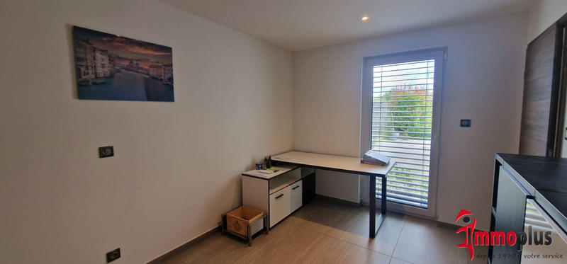 Maison - 192 m² - 6 pièces