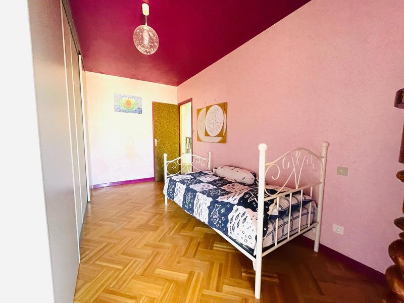 Appartement - 77 m² - 3 pièces