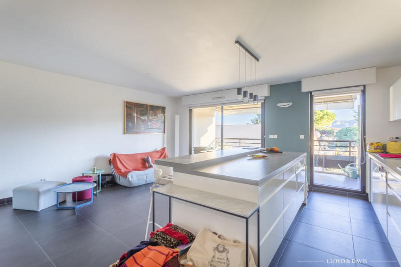 Appartement - 70 m² - 3 pièces