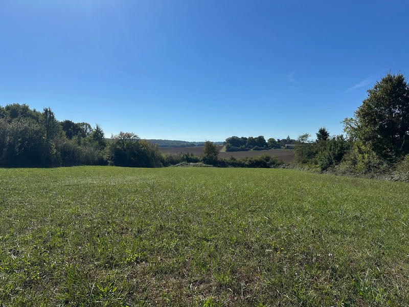 Terrain constructible - 3 777 m²