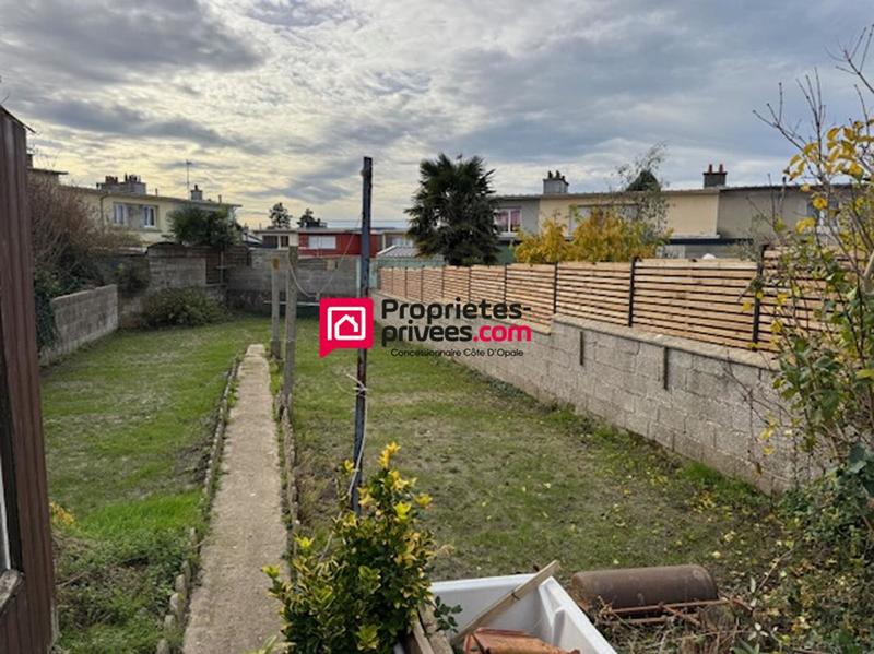 Maison - 90 m² - 8 pièces