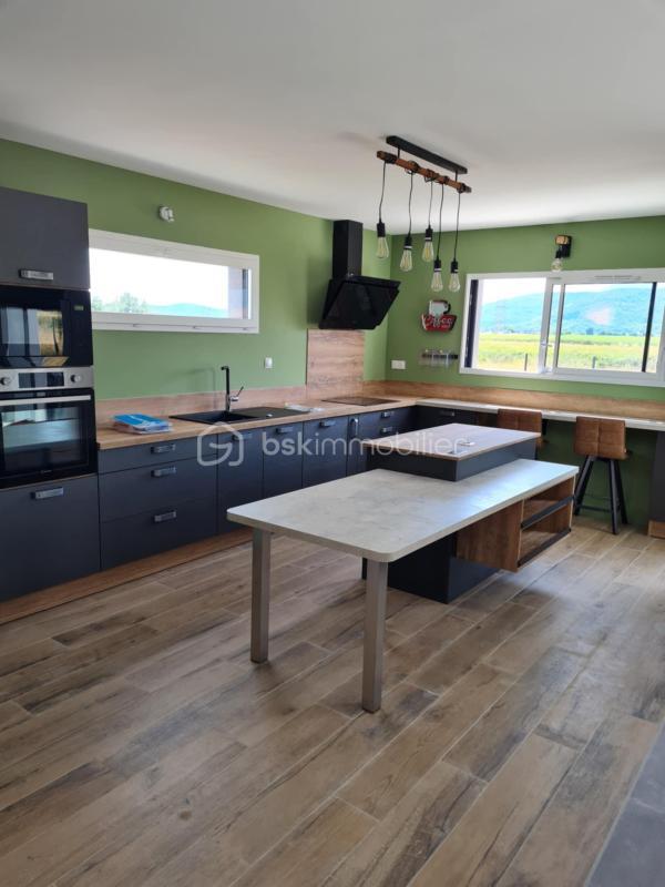 Maison - 130 m² - 4 pièces