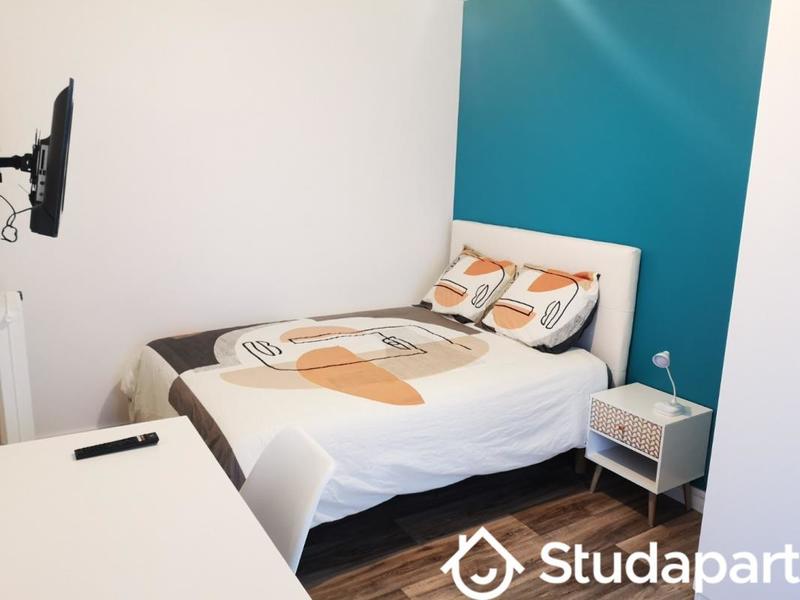 Chambre - 10 m² - 1 pièce