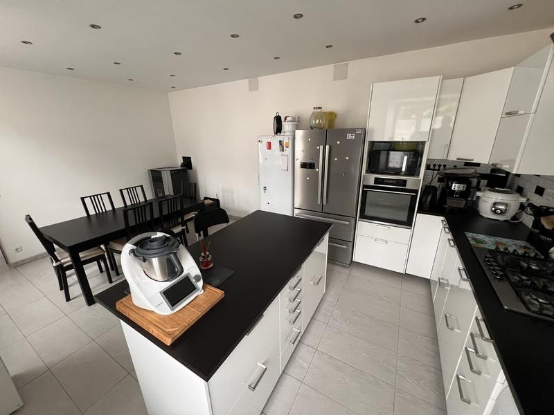 Maison - 87 m² - 4 pièces