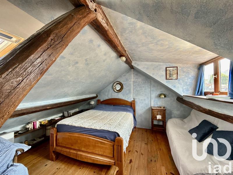 Maison - 90 m² - 5 pièces