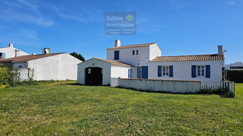 Maison - 104 m² - 5 pièces