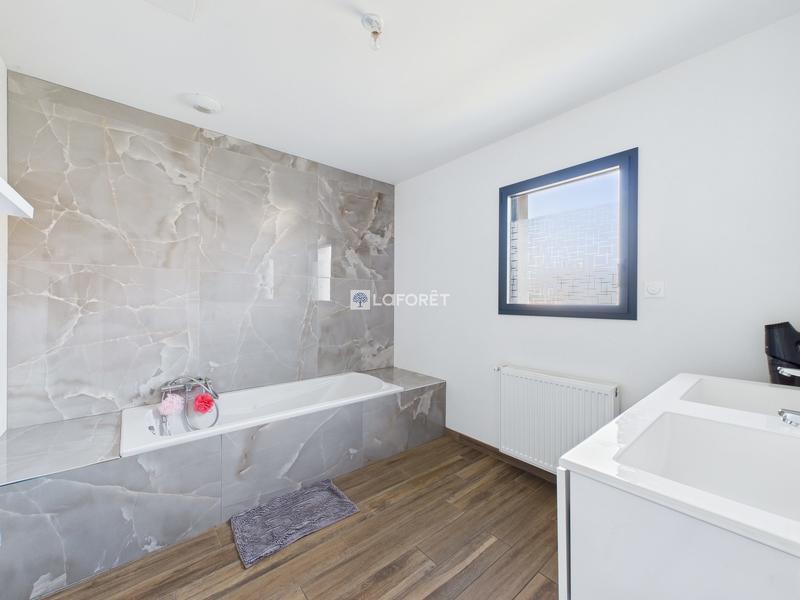 Maison contemporaine - 112 m² - 6 pièces