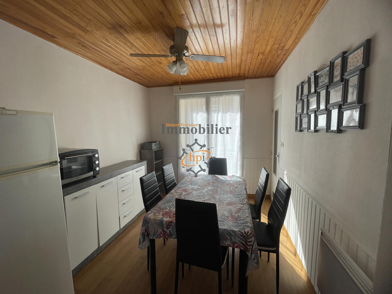 Maison - 159 m² - 11 pièces