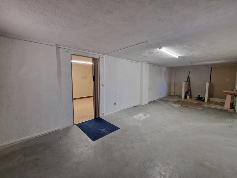 Local commercial - 110 m² - 5 pièces