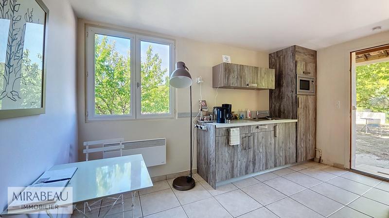 Villa - 180 m² - 8 pièces