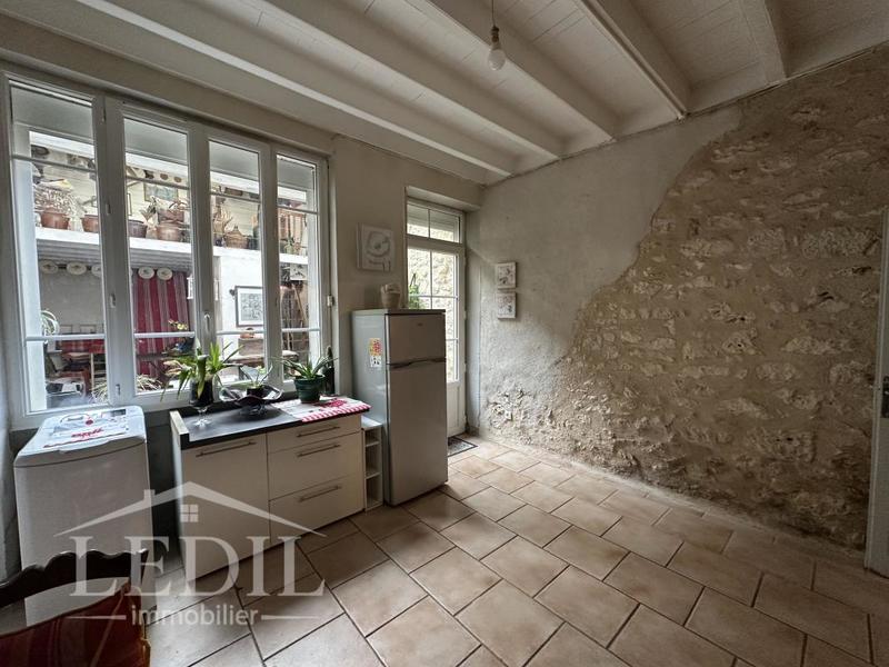 Maison de village - 90 m² - 3 pièces