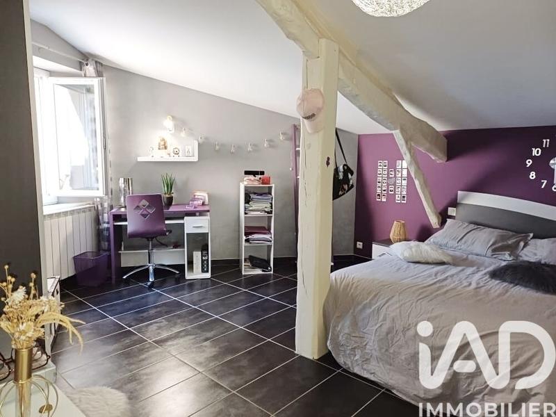 Maison - 181 m² - 5 pièces