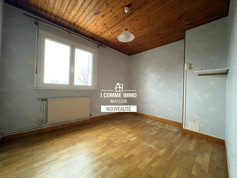 Maison - 90 m² - 6 pièces