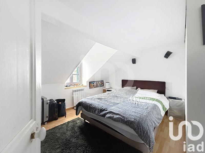 Maison - 255 m² - 10 pièces