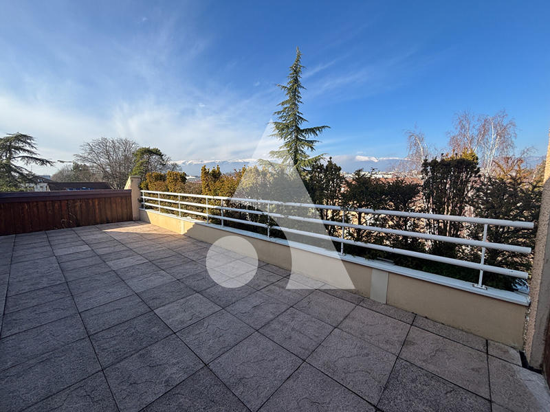 Appartement - 131 m² - 5 pièces