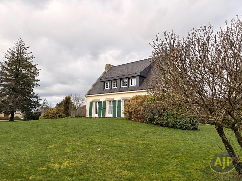 Maison - 120 m² - 6 pièces