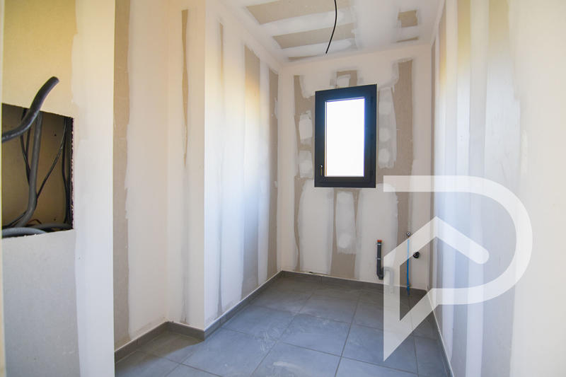 Maison - 99 m² - 4 pièces