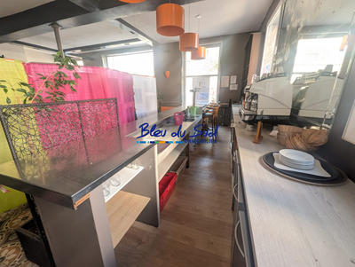 Maison - 222 m² - 3 pièces