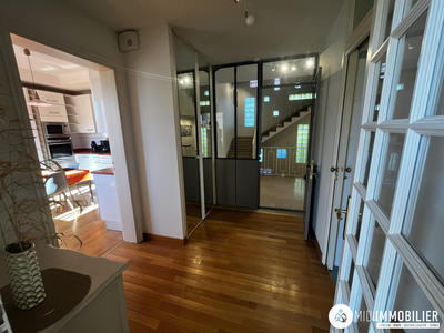 Appartement - 264 m² - 5 pièces