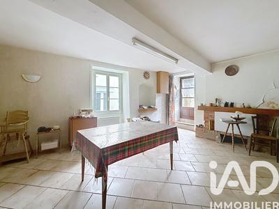 Maison de village - 112 m² - 4 pièces