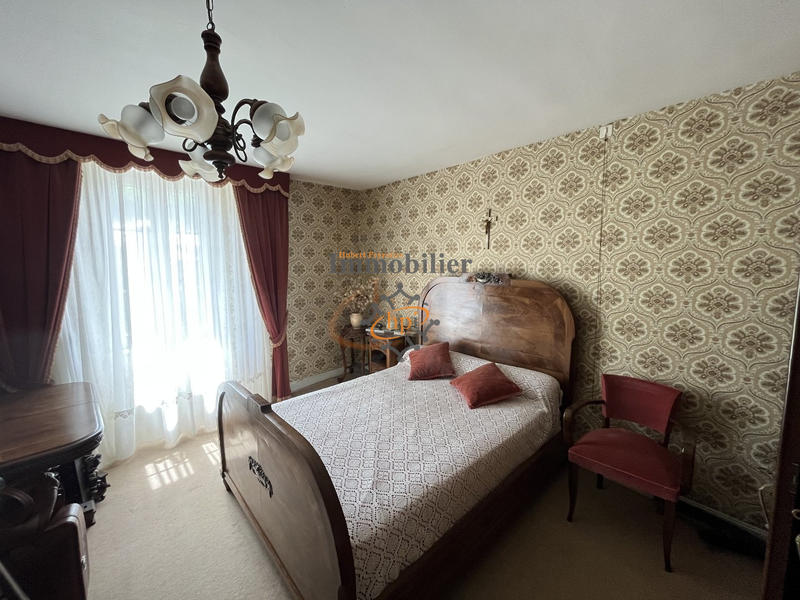 Maison - 190 m² - 6 pièces