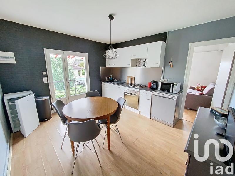 Maison - 263 m² - 10 pièces