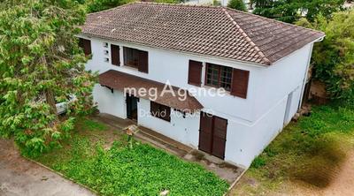 Maison - 170 m² - 7 pièces