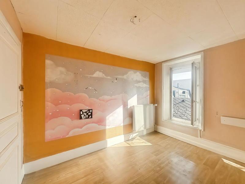 Maison - 110 m² - 6 pièces