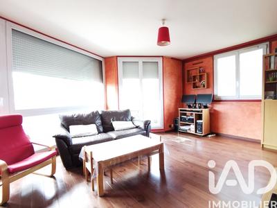 Appartement - 97 m² - 5 pièces