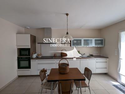 Maison - 88 m² - 3 pièces