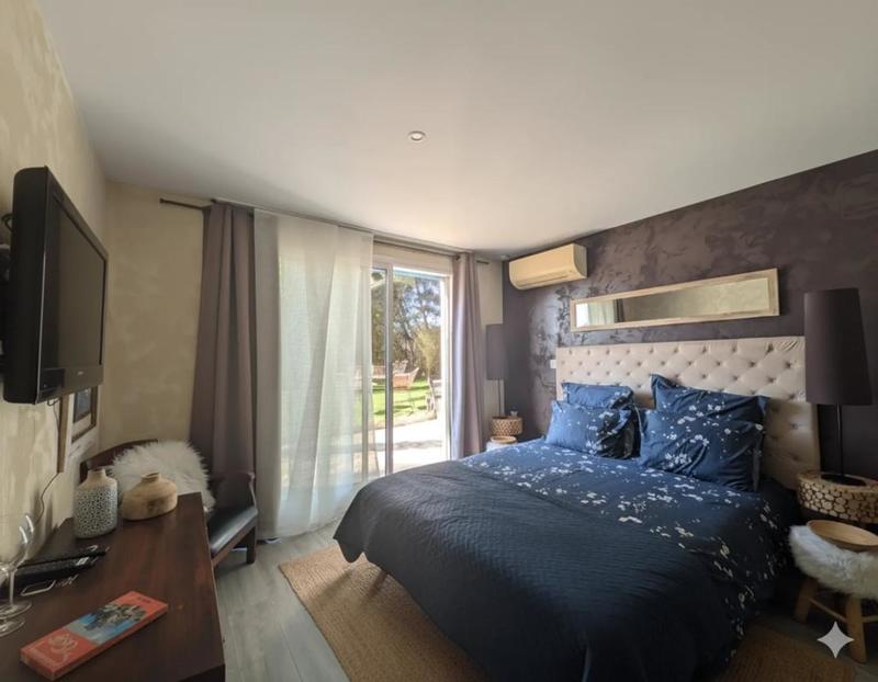 Demeure - 547 m² - 15 pièces